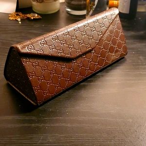 Gucci glasses/wallet case